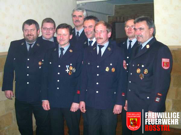 Bild 2 von 2 von links: Stefan Perzinger, Stefan Oppelt, Norbert S., Ernst Dimmlimng, Klaus Ohr, Martin Ungerer, Gerhard Drach und Reiner W.