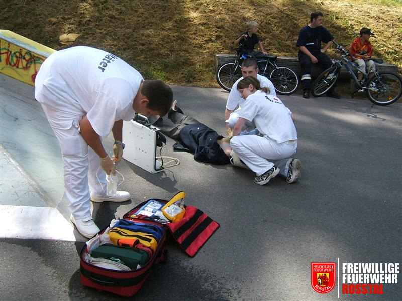 Bild 5 von 26 Einsatz f&uuml;r das BRK: Bewusstlose Person