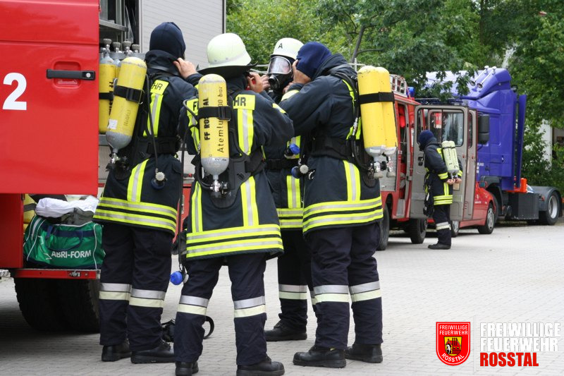 Bild 2 von 15 Ausr&uuml;sten