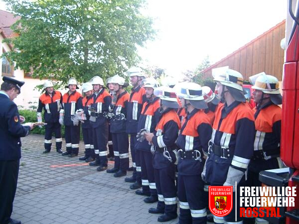 Bild 5 von 5 Beide Gruppen bei der &Uuml;bergabe der Abzeichen.