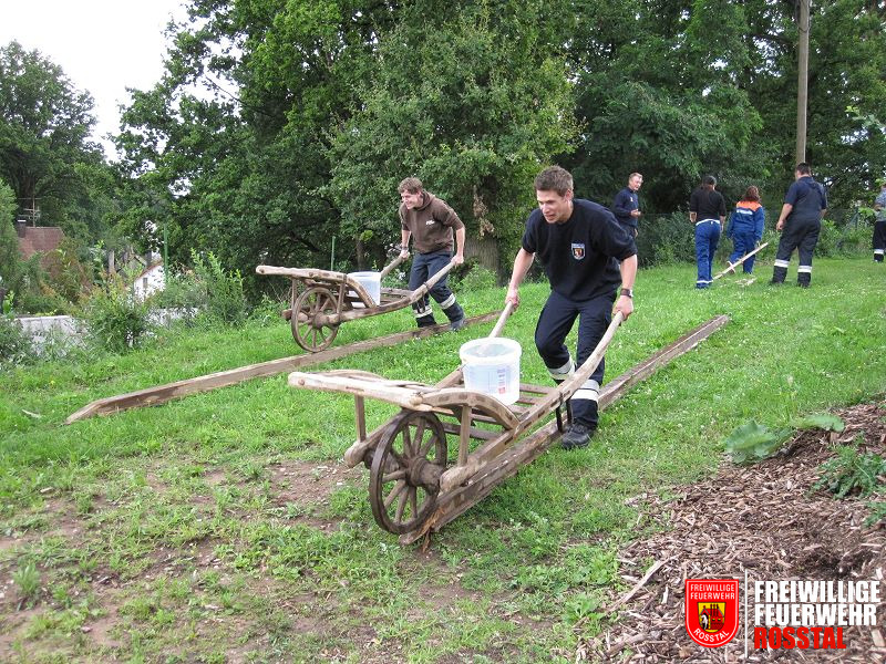 Bild 8 von 20 Schubkarrenrennen