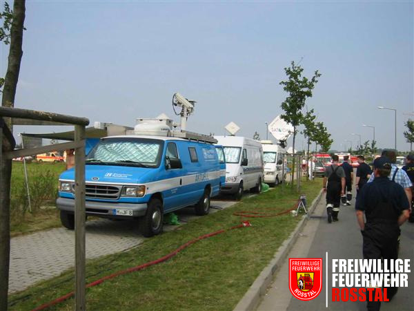 Bild 7 von 11 Am Flughafen Dresden.(c) FF Cadolzburg