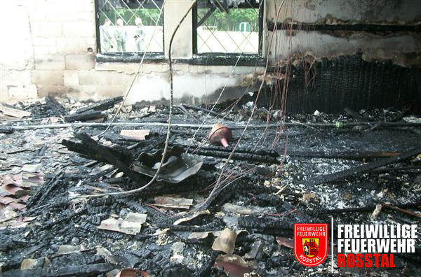 Bild 12 von 12 Hier standen fr&uuml;her Tische und St&uuml;hle.