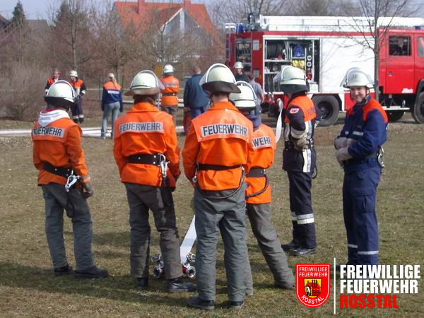 Bild 5 von 22 "Die Gruppe im L&ouml;scheinsatz"