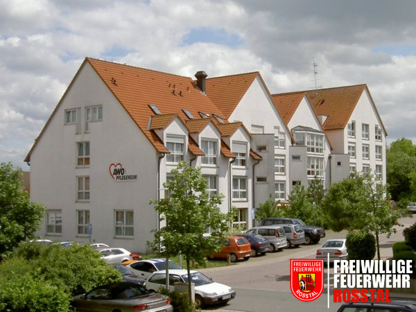 Bild 1 von 18 Das AWO Pflegeheim vom Feuerwehrhaus aus gesehen.