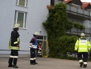 Die Einsatzleitung trifft am Übungsobjekt ein und...
  