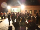 Die Einsatzkräfte vor dem Weitersdorfer Feuerwehrhaus
  