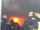 Brandübungscontainer: In Abständen von etwa 1 Mi...
  